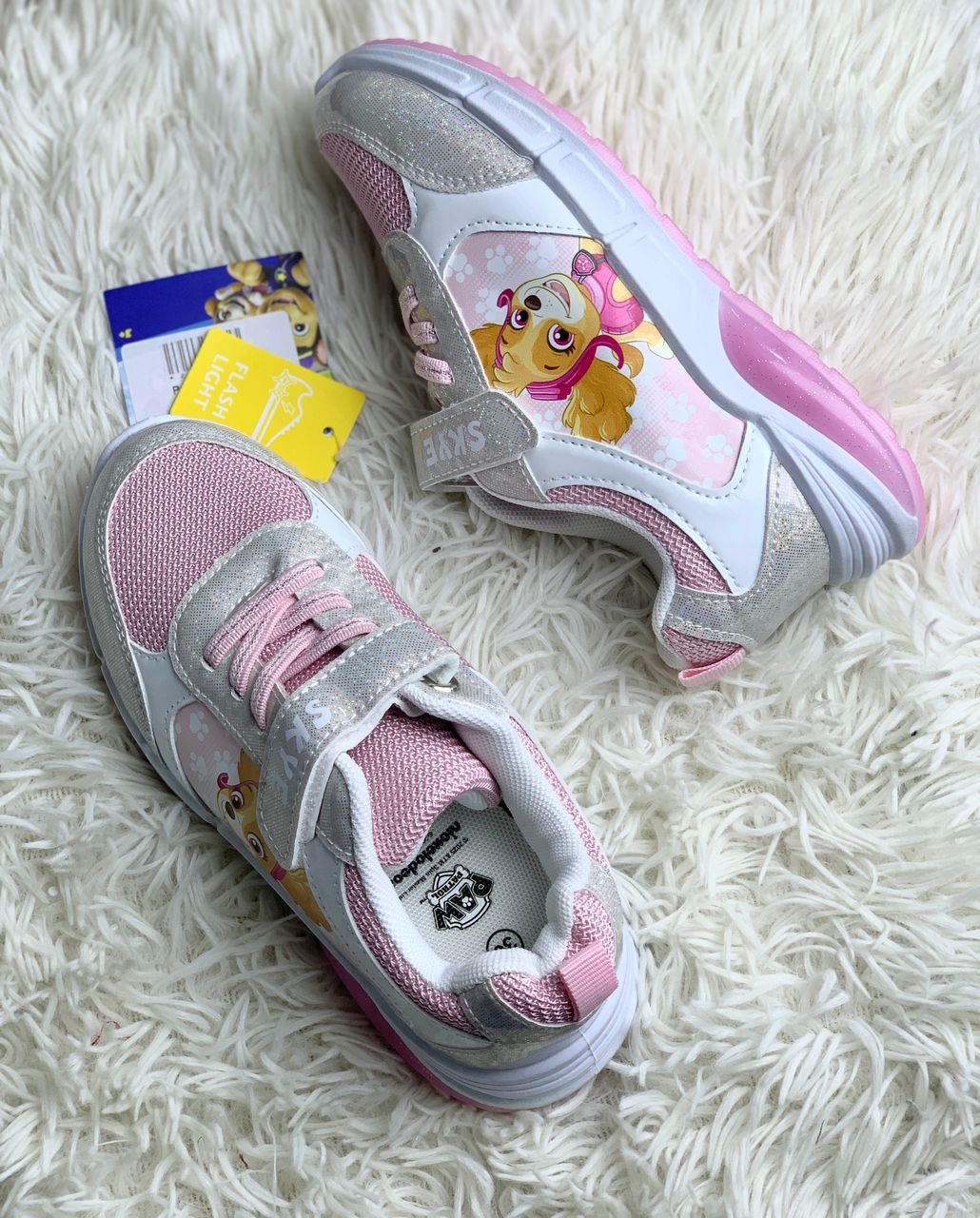 KIDS CHARACTER SNEAKERS (SIZE 30)