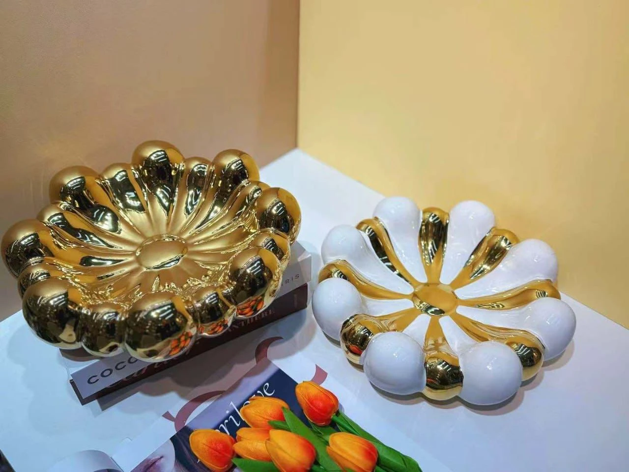Gold & white bowl decoration - Table Centerpiece, Coffee Table Décor, Dining Table Decoration, Home Décor Accessories, Modern Home Decoration, Elegant Bowl Ornament, Console Table Décor, Living Room D
