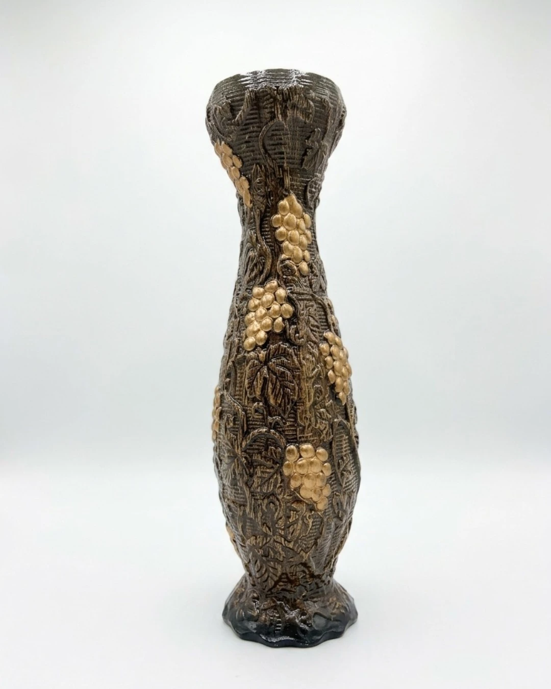 CERAMIC FLOWER VASE (GOLDEN GRAPE HARVEST): Ceramic Flower Vase Golden Grape Harvest, Grape Vine Relief Vase, Embossed Gold Ceramic Vase, Dark Bronze Rustic Vase, Tall Ceramic Floor Vase, Vintage Deco